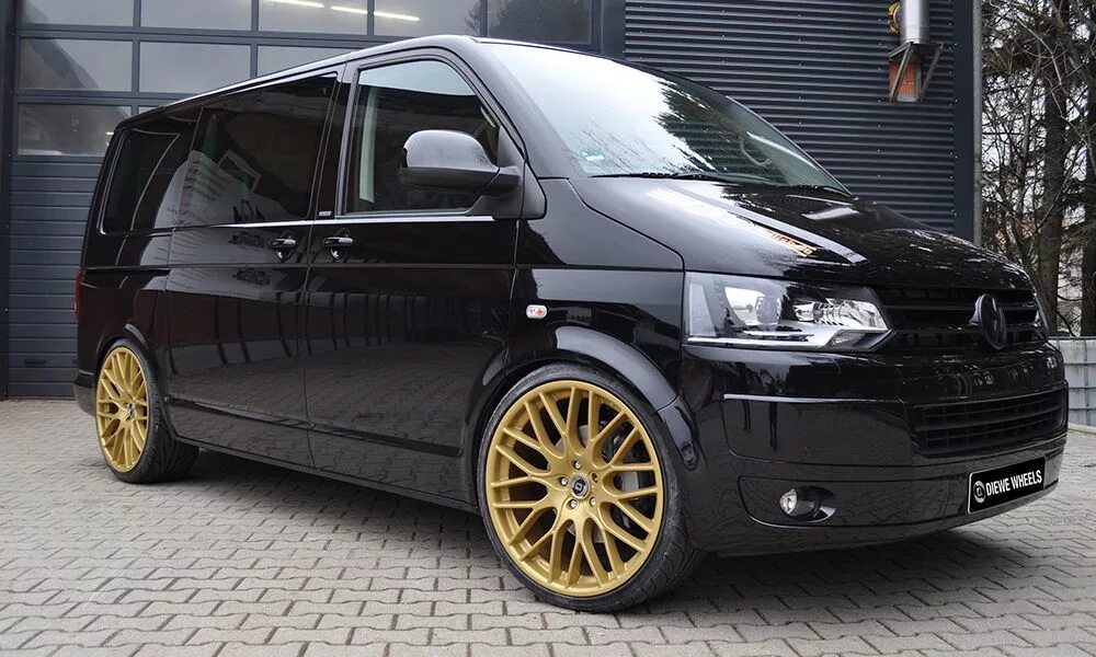 Тюнинг vw t5. Transporter t5 tuning. vw caravelle t5 tuning. vw t5 tuning bus. тюнингованные фольксваген т5.