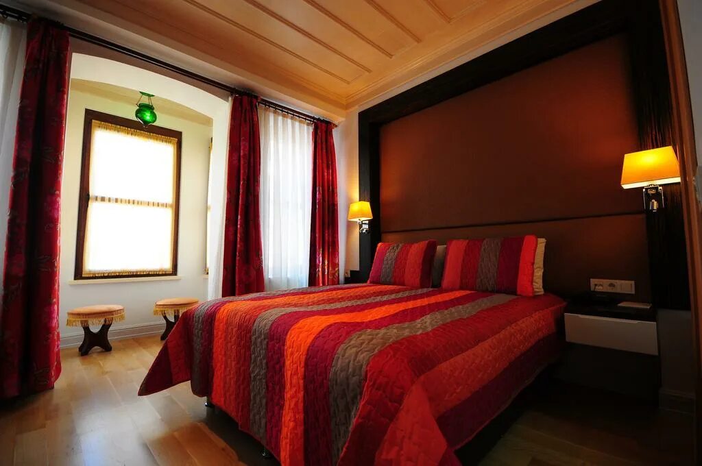 Ottopera Hotel Стамбул. Отель Alzer в Стамбуле. Hotel Boutique 3* (Стамбул - город контрастов) 3*. Maybe Boutique Hotel stambyl.