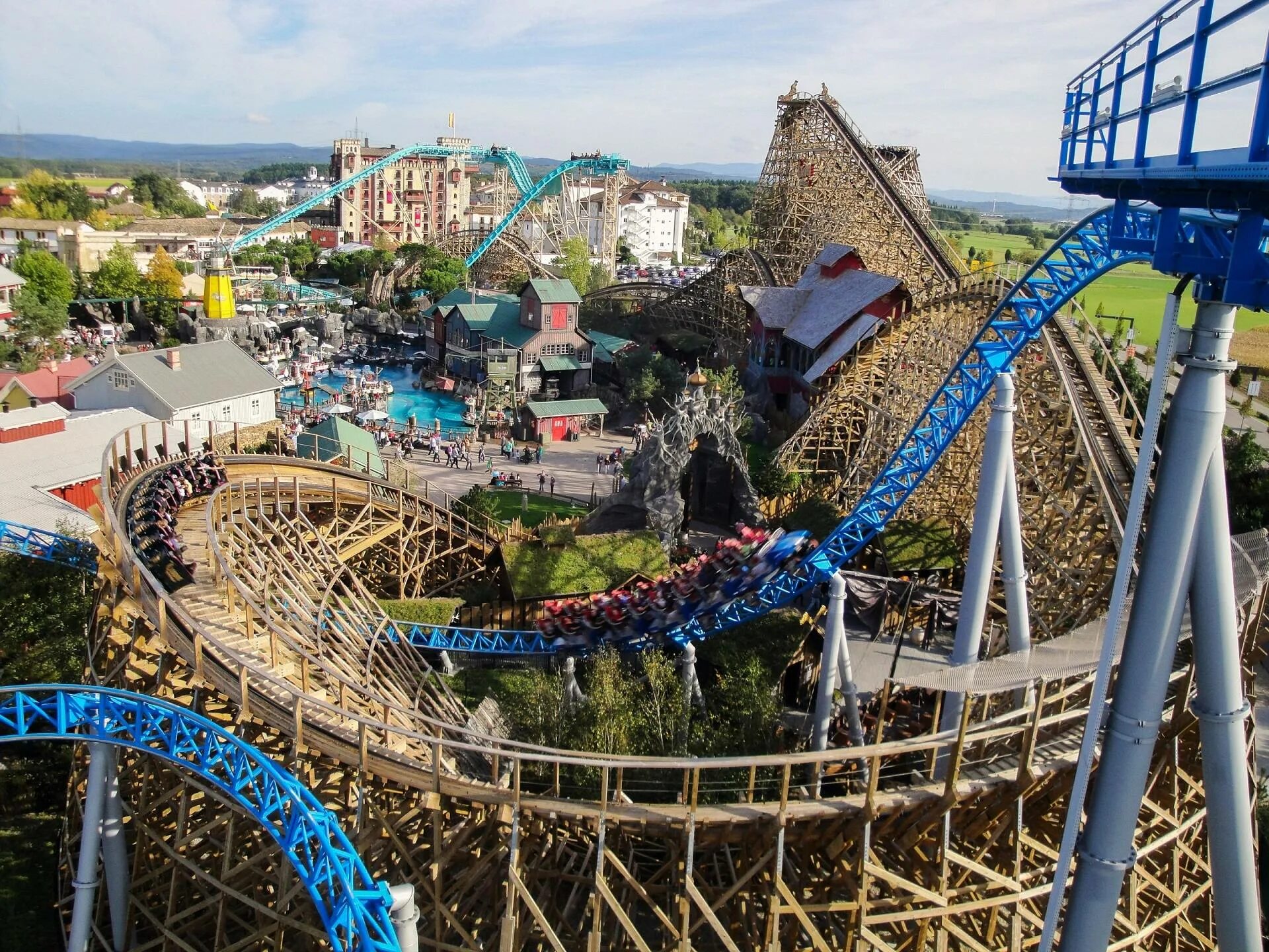 После развлечений. Парк Европы, Руст, Германия (Europa-Park). Европа парк Руст Германия. Парк аттракционов Europa Park в Германии. Европа парк аттракционы.