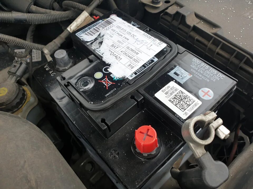 Петербург замена аккумулятора. 000915105dc аккумулятор. 000915105dc drive2. vag 000915105dc. замена акб гольф 6 2010.