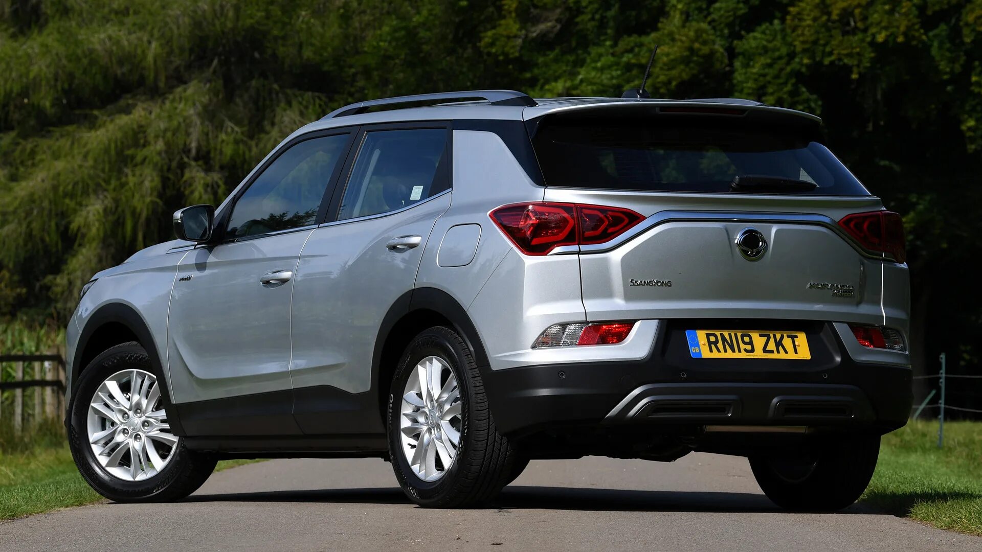 Ssangyong korando c300. Ssangyong korando 2019. саньенг korando 2019. ссангйонг рекстон 2019.