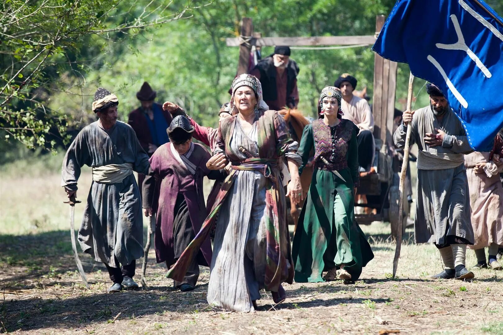 Эртугрула 27. Эртугрула 27. Гюндарбей эртугрул. Эртугрула 27. Племя додургов эртугрул.