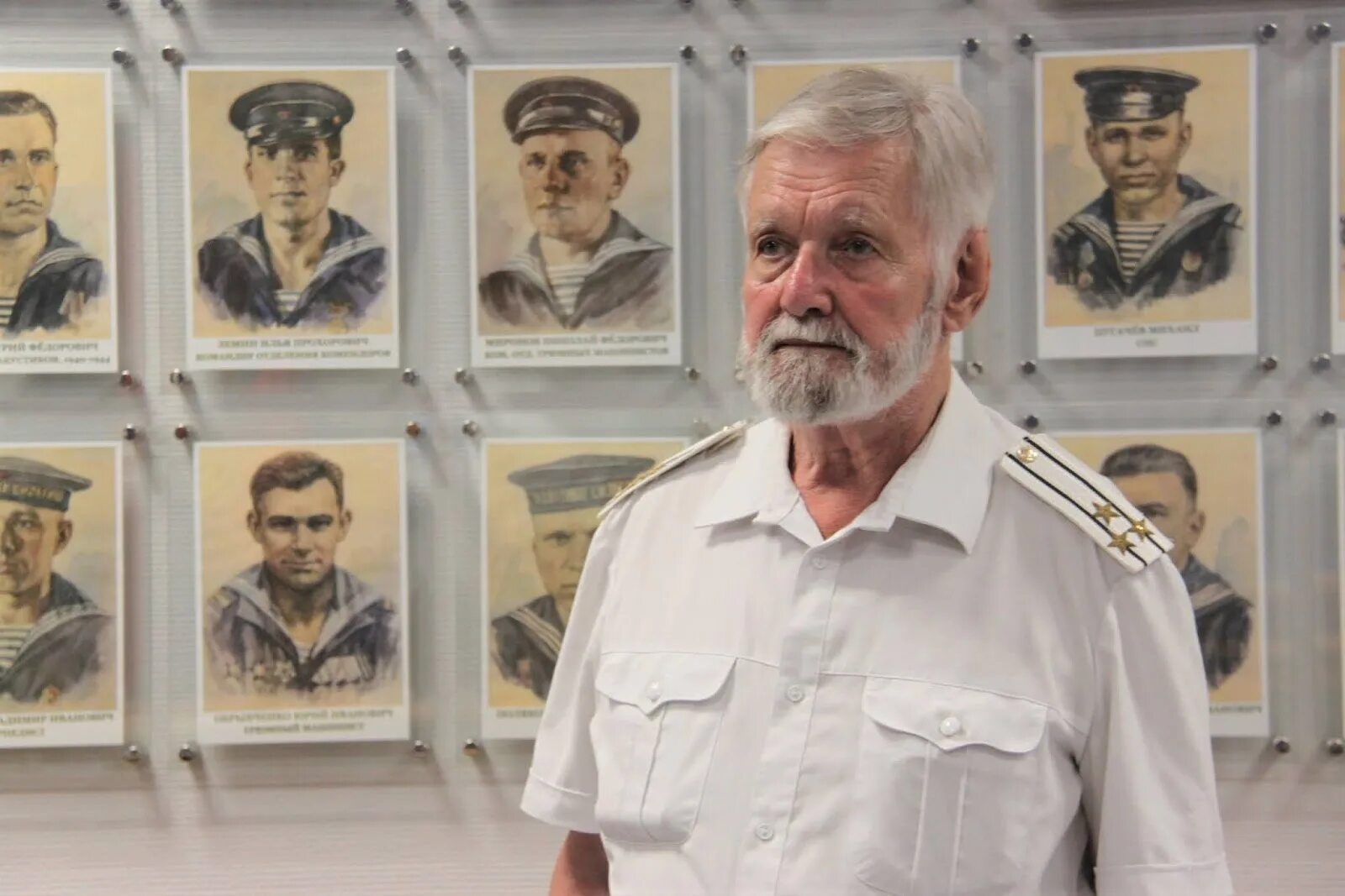 Форма капитана 2 ранга вмф. Капитан 2-го ранга погоны. Коновалов марк владимирович капитан. 1 го ранга. Виктор васильев капитан 2 ранга.