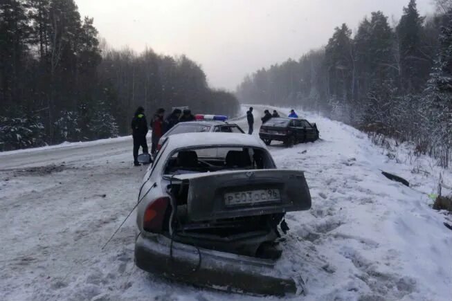 Ревда инфо происшествия последние. Ревда инфо происшествия последние. Дтп екатеринбург пермь с фурой. Ревда инфо происшествия последние. Ревда новости.