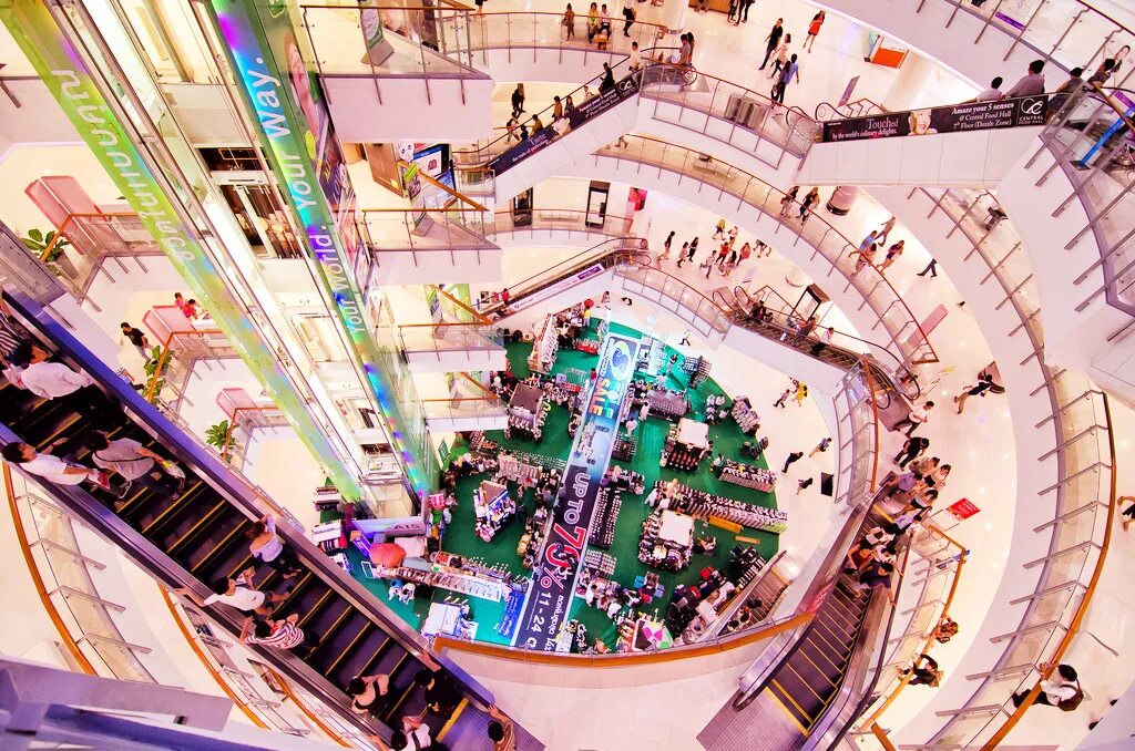 Парагон торговый центр бангкок. Mbk center бангкок 2016. Тц mbk таиланд. Бангкок одежда. Бангкок центр города.