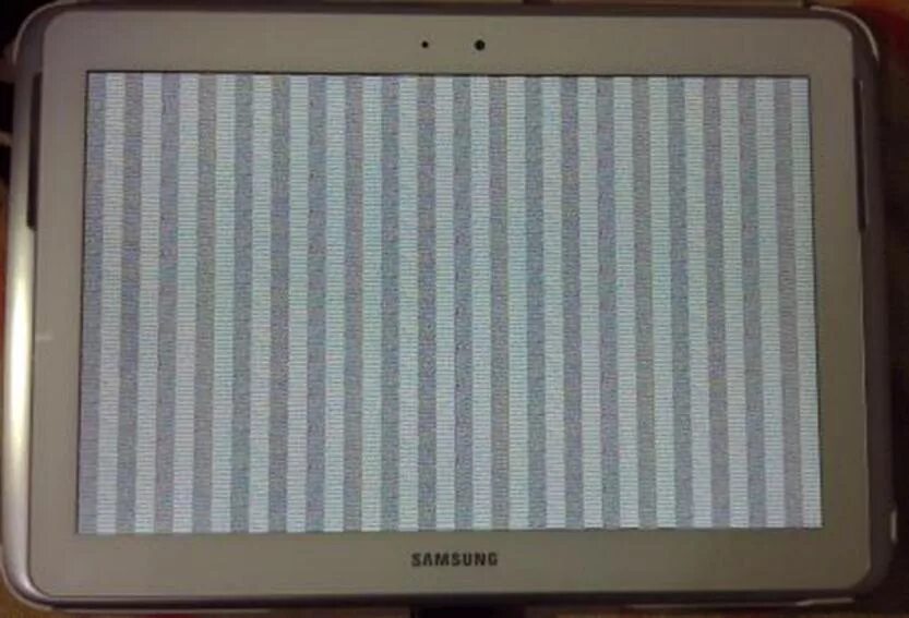 На экране планшете появился. Полосы на экране планшета. Экран планшета рябит полосками. Планшет самсунг полоса на экране. Белые полосы на экране.