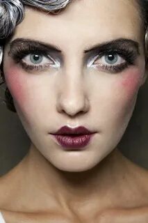 Make up s