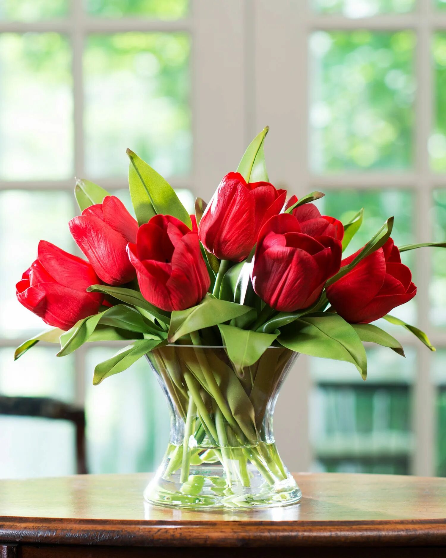 С добрым утром тюльпаны с пожеланиями красивые. Букет тюльпанов. Красивые тюльпаны. Шикарный букет тюльпанов. Букет тюльпанов в вазе.