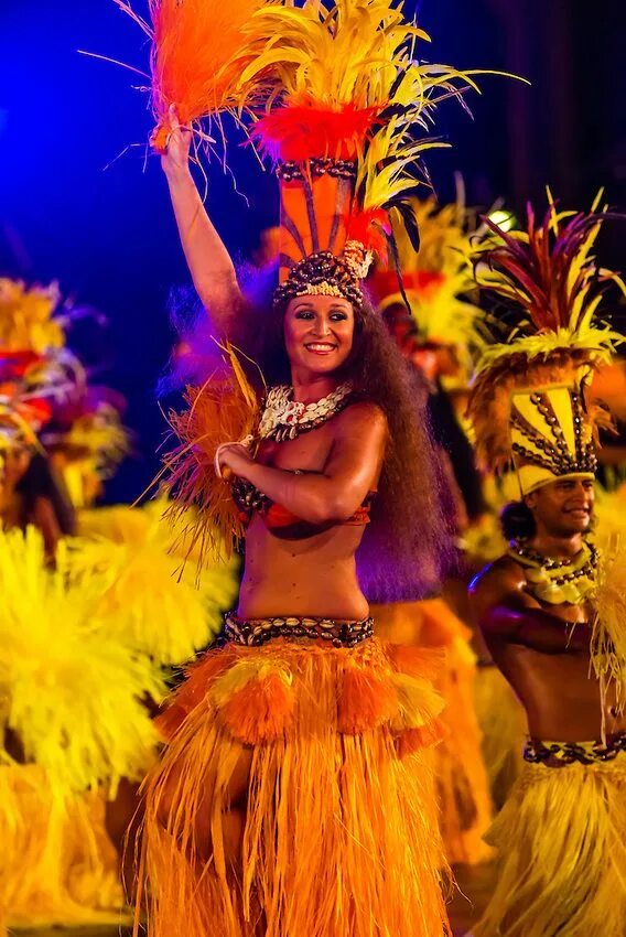 Таитянский танец. Таити танцы. Полинезийские танцы. Танцы народов Полинезии. Таитянские танцы.