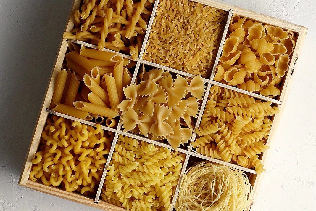 Паста фузилли макароны. Макароны. Макароны в сливочном соусе. Итальянские макароны. Макаронах форум.