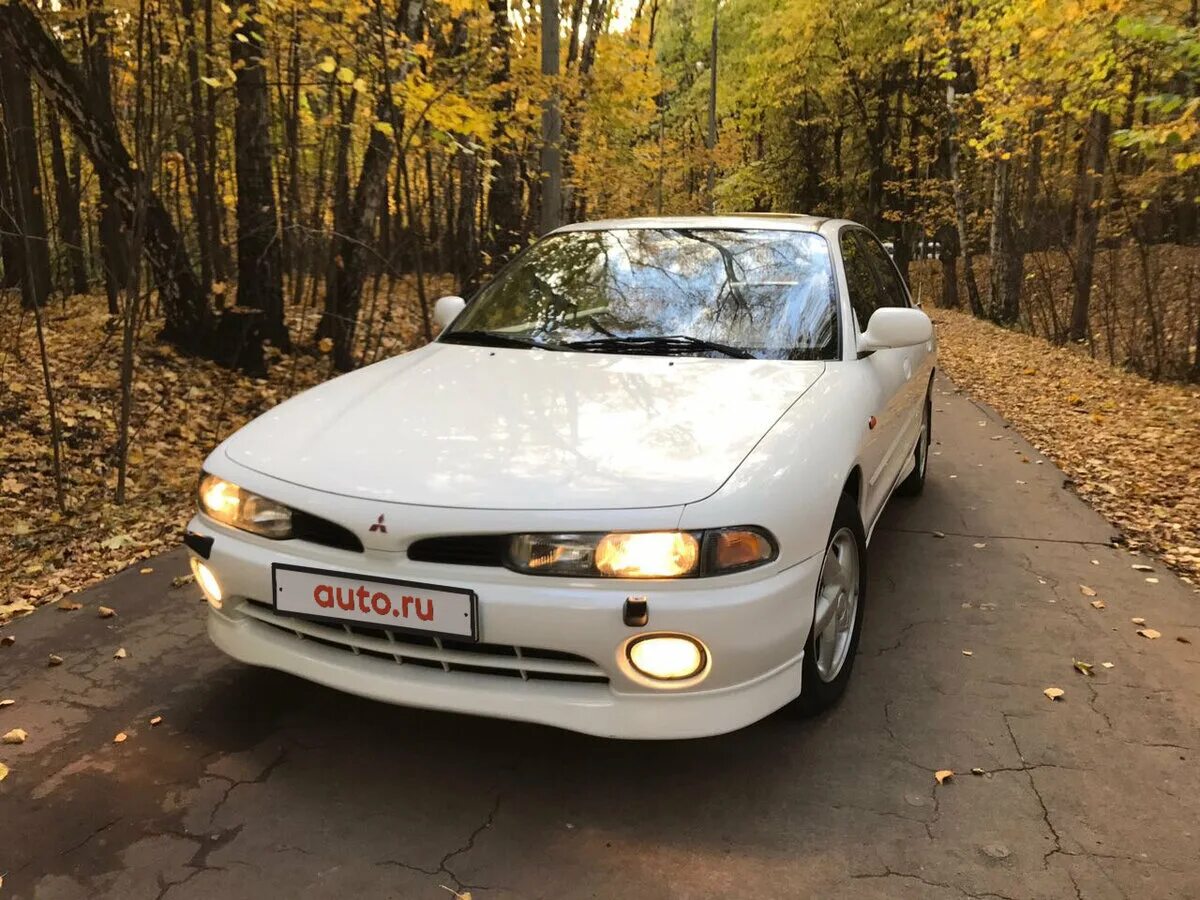 Mitsubishi 1994. Митсубиси Галант 7. Галант 7 хэтчбек. Мицубиси Галант 1994 седан. Митсубиси Галант 7 хэтчбек.