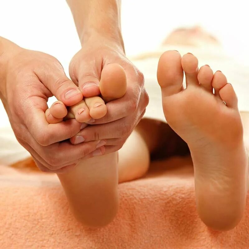 Массаж ног. Массаж ног. Правильный массаж ног. Как делать массаж ног девушке. Как делать массаж ног девушке.
