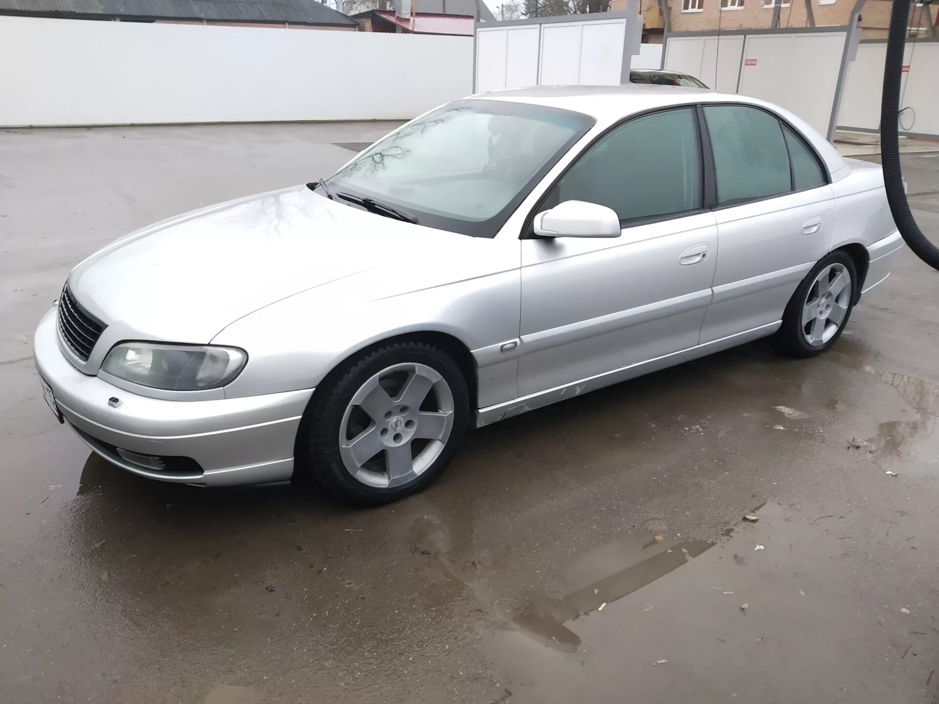 Intra r17 Opel Omega b. Opel Omega b 2003 белая. Opel Omega b r18. Intra r17 Opel Omega. Омега б колеса