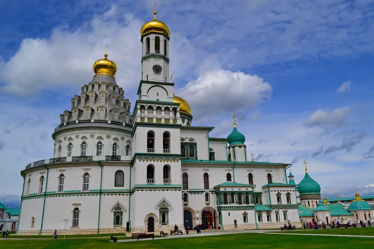 Истра главное. Воскресенский новоиерусалимский монастырь. Истра красивые места. Город истра московская область. Истра новый иерусалим монастырь.