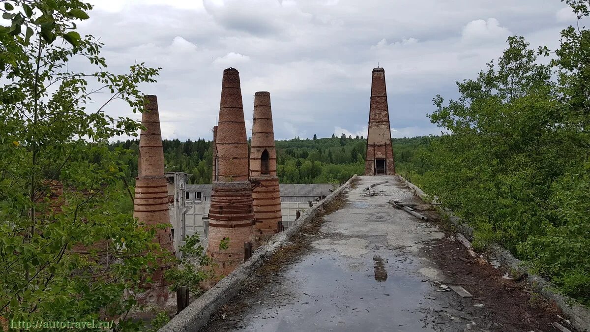 Заброшенный мраморный завод в карелии. Мраморно известковый завод рускеала. Рускеала известковый завод. Рускеала рудник. Завод рускеала.