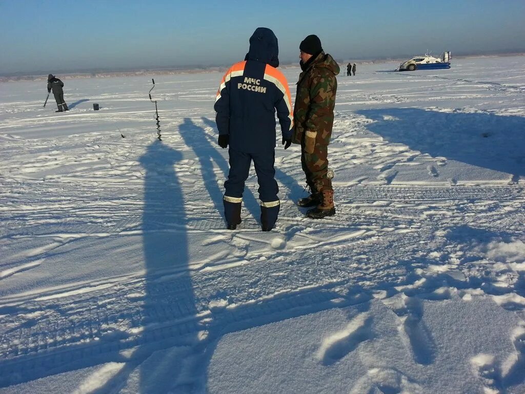 Лодка гимс. Новосибирский гимс. Гу мчс новосибирск. Гимс спасение на воде. Надувная лодка гимс.