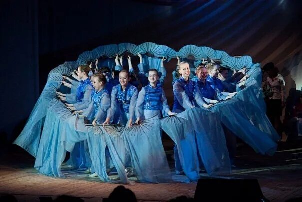 танец моря детский. костюм для современной хореографии. детский ансамбль танца. танец моря детский. танцевальный батл для детей.