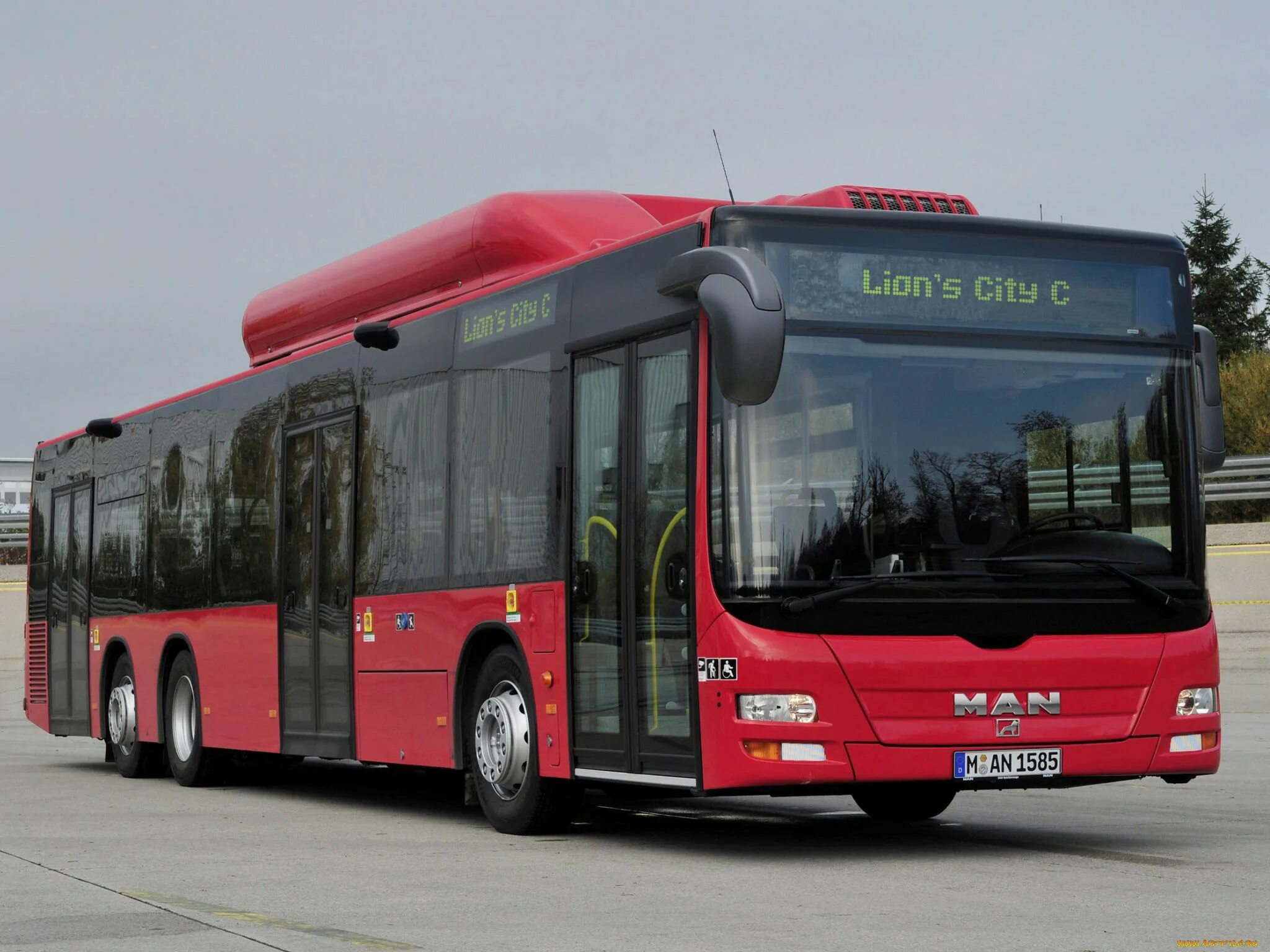 Какой автобус лучше. Ман Лион автобус 2020. Автобус ман Лион Сити. Автобус man Lion's City Bus. Ман Лион Сити городской автобус cena.