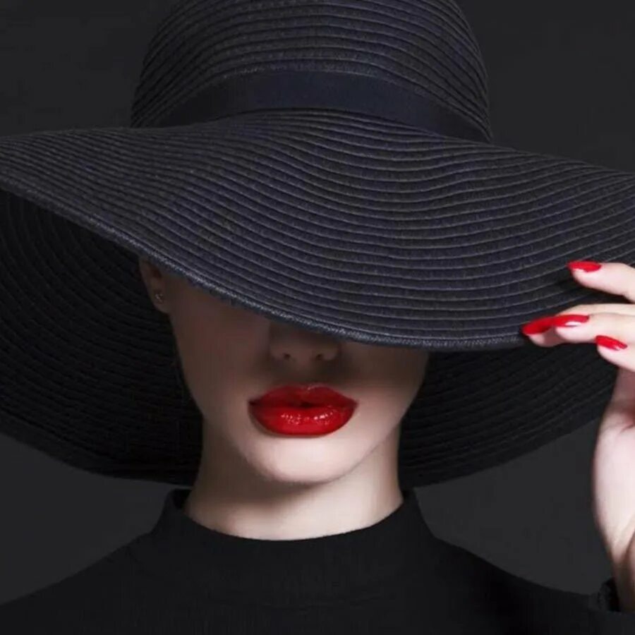 Девушка в шляпе. Шляпа с глазами. Губы девушки. Девушка в шляпе губы. «девушка в шляпе с цветами» (1865-1870).