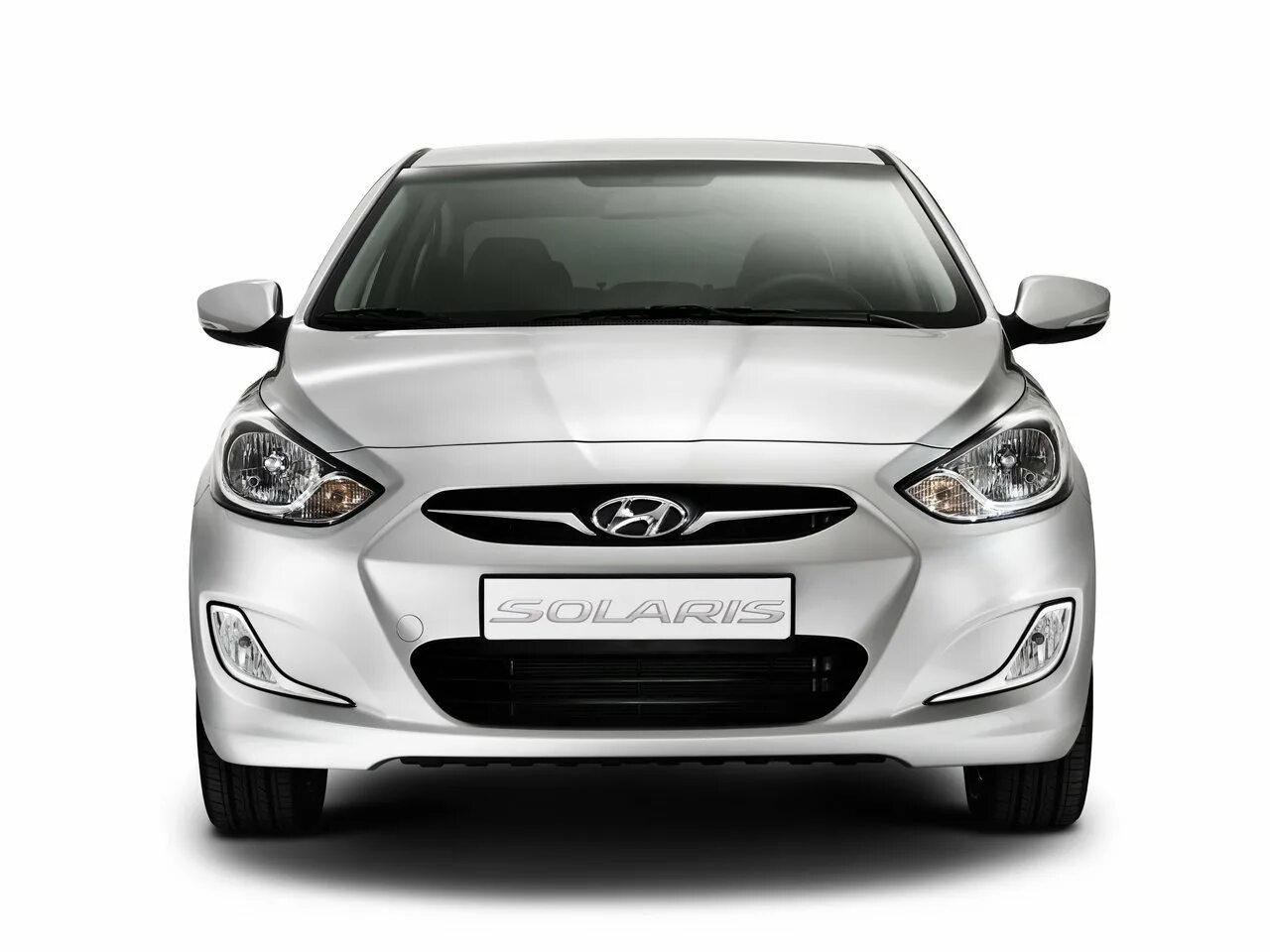 Хендай солярис 2010. Hyundai Solaris 2010. Hyundai Accent 4g. Hyundai Solaris 2011. Hyundai Solaris 2010 седан.