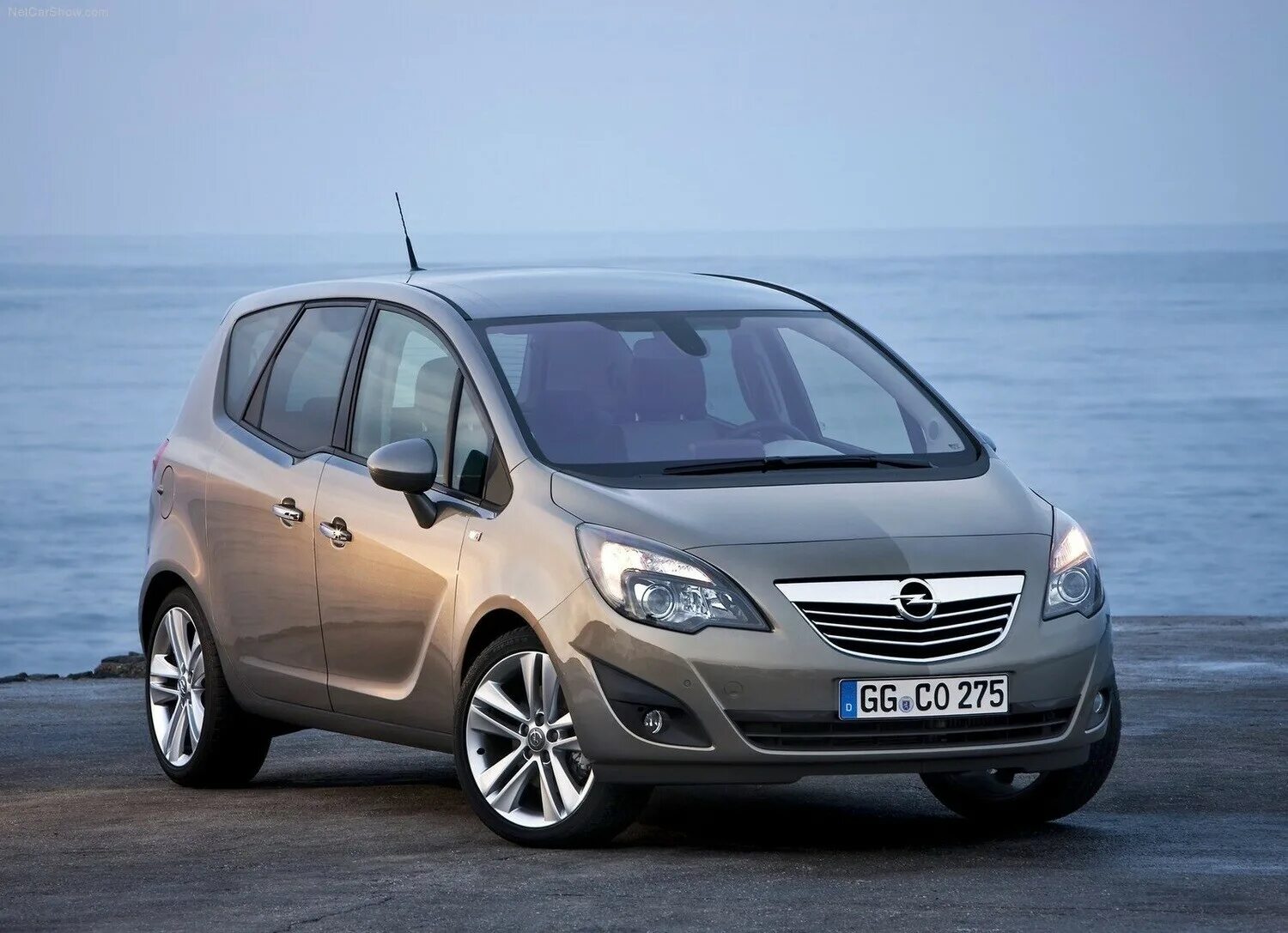 Коды опель мерива б. Опель Мерива 2. Opel Meriva b. Опель Мерива 2014. Opel Meriva 2012.