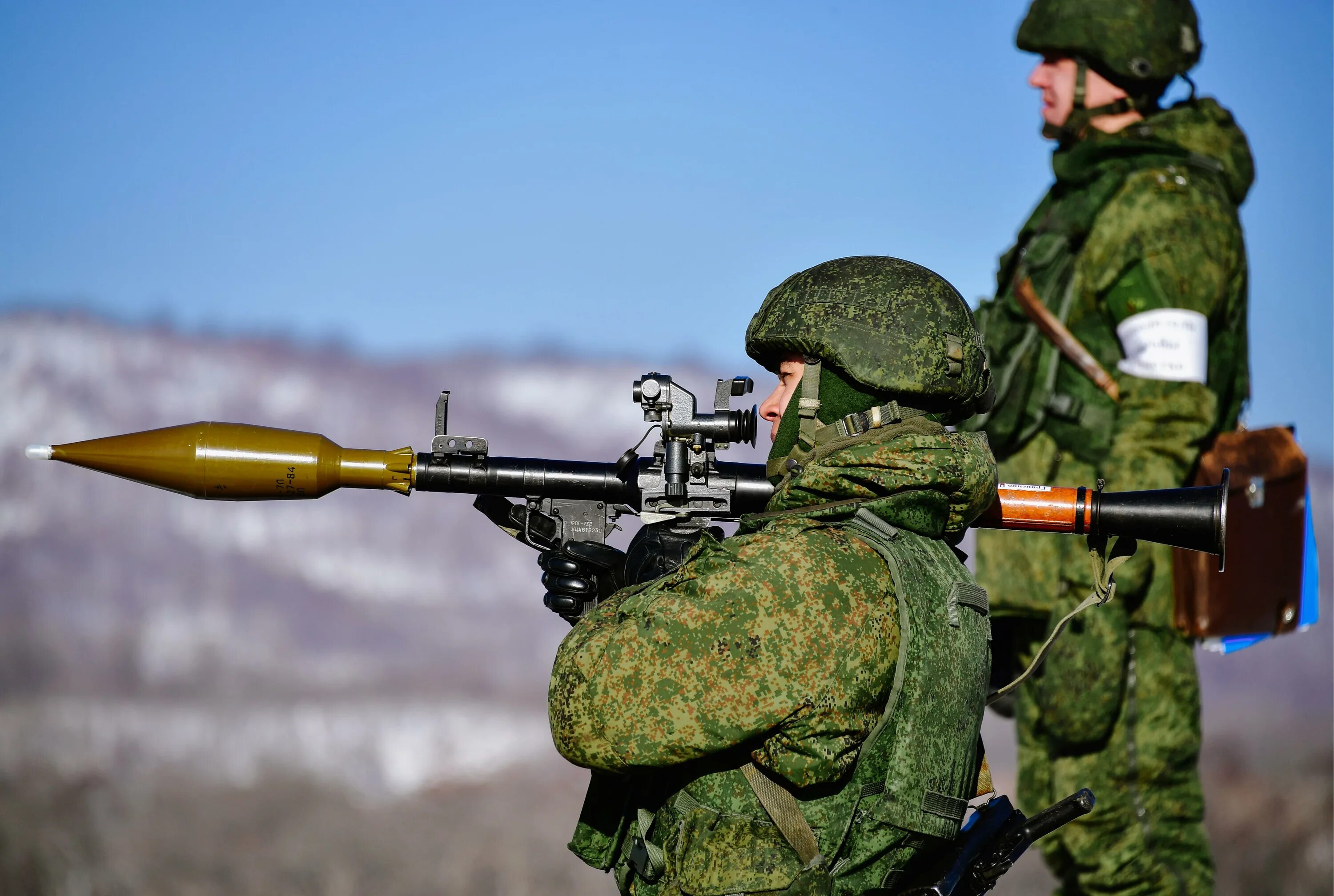 Военный сайт сила россии. РПГ 7 армия РФ. РПГ-7 Ратник. Солдат РФ С РПГ-7. Ратник гранатометчик.