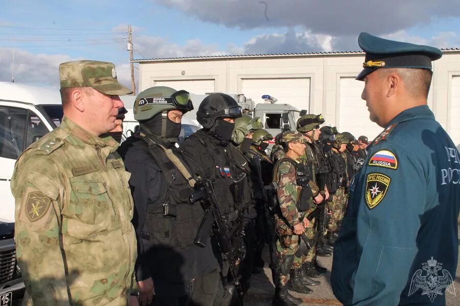 Росгвардия республики тыва. Начальник росгвардии республики тыва. Российский военный z тыва. Собр кызыл. Охранники в отдаленных районах.