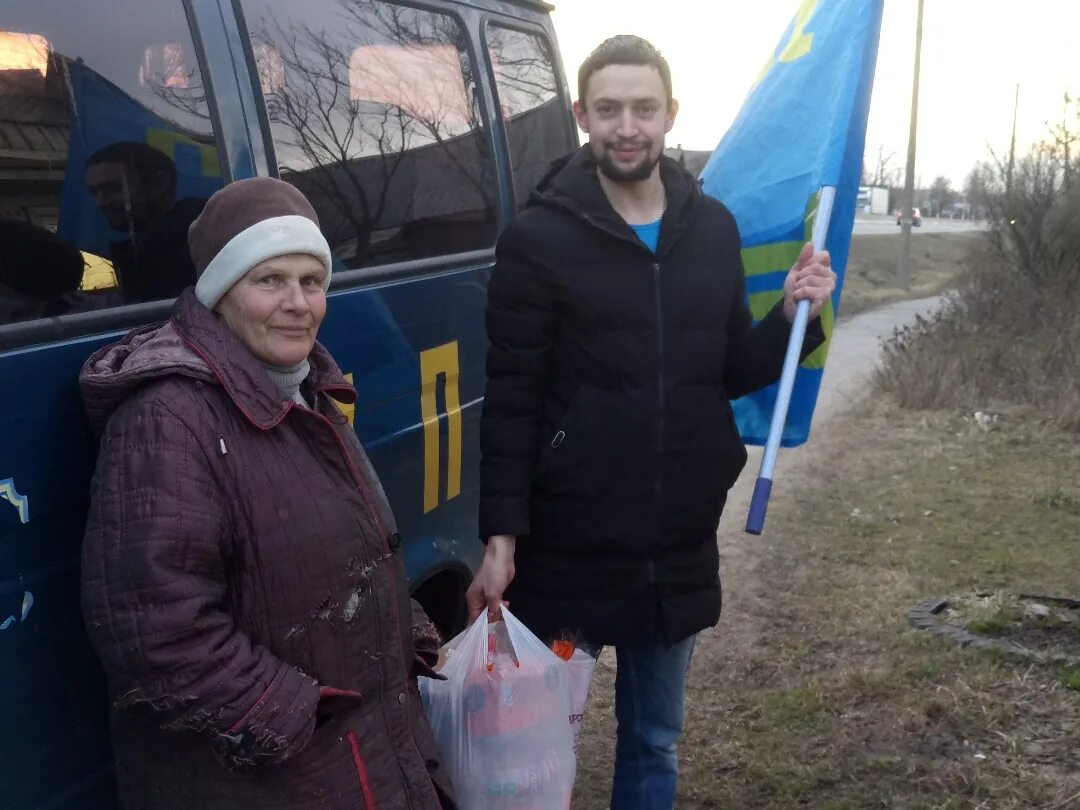 Пенсионеры и государство. Пенсионеры на даче. Пенсионеры. Пенсионеры в доме престарелых. Пенсионеры спорт.