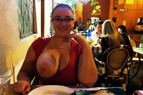 Chubby big tits preferably huge tits, also name of this girl? 