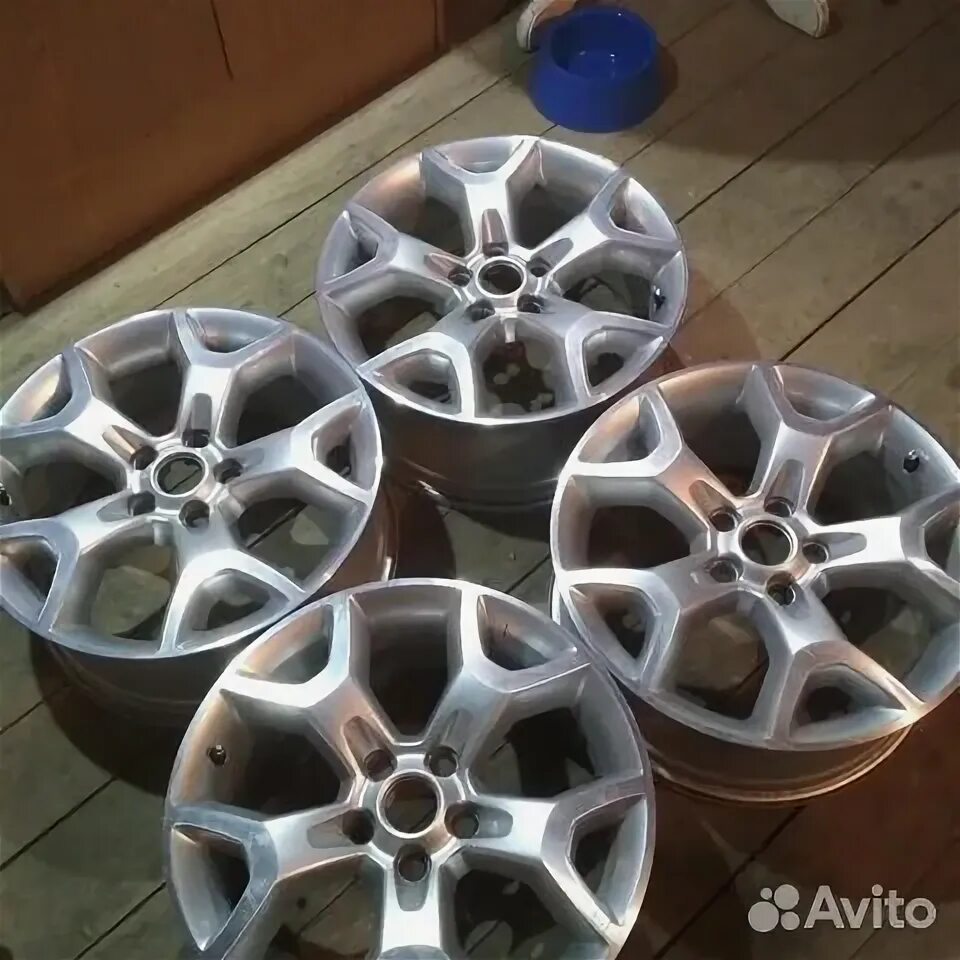 Диски на форд 2 авито. Диски на форд фокус 2 chia. Диски для ford focus 2 графитовые. Диски форд фокус 2 оригинал. Диски снежинка для форд мондео.