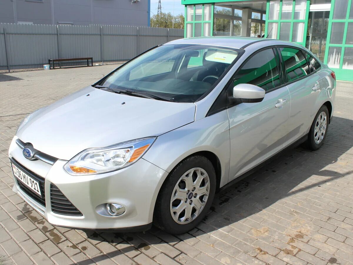 Купить форд в волгограде. Ford Focus 3 2012. Форд фокус 3 2012 года. Форд фокус 2 2012. Форд фокус 3 седан 2012.