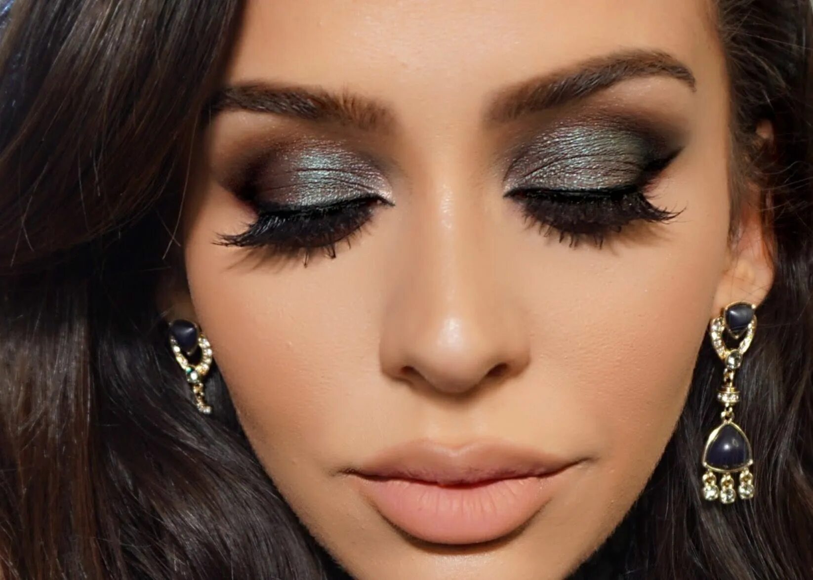 Dark Eyeshadow Look 40 Amazing Hottest Smokey Eye Makeup Ideas 2019 Tutorials Fo