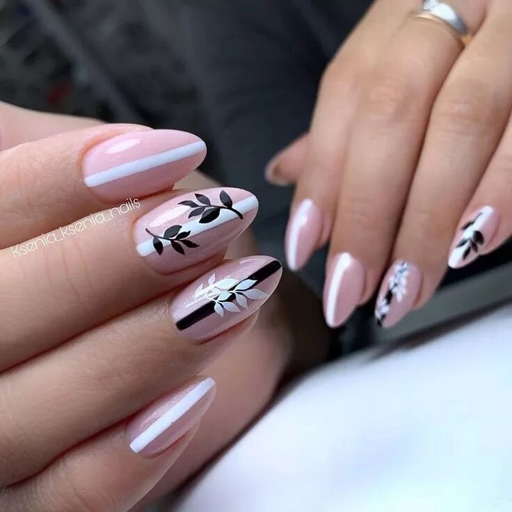 Nails /Маникюр/Unghiuțe on Instagram: "маникюр #ногти #гельлак #дизайн #маникюрн