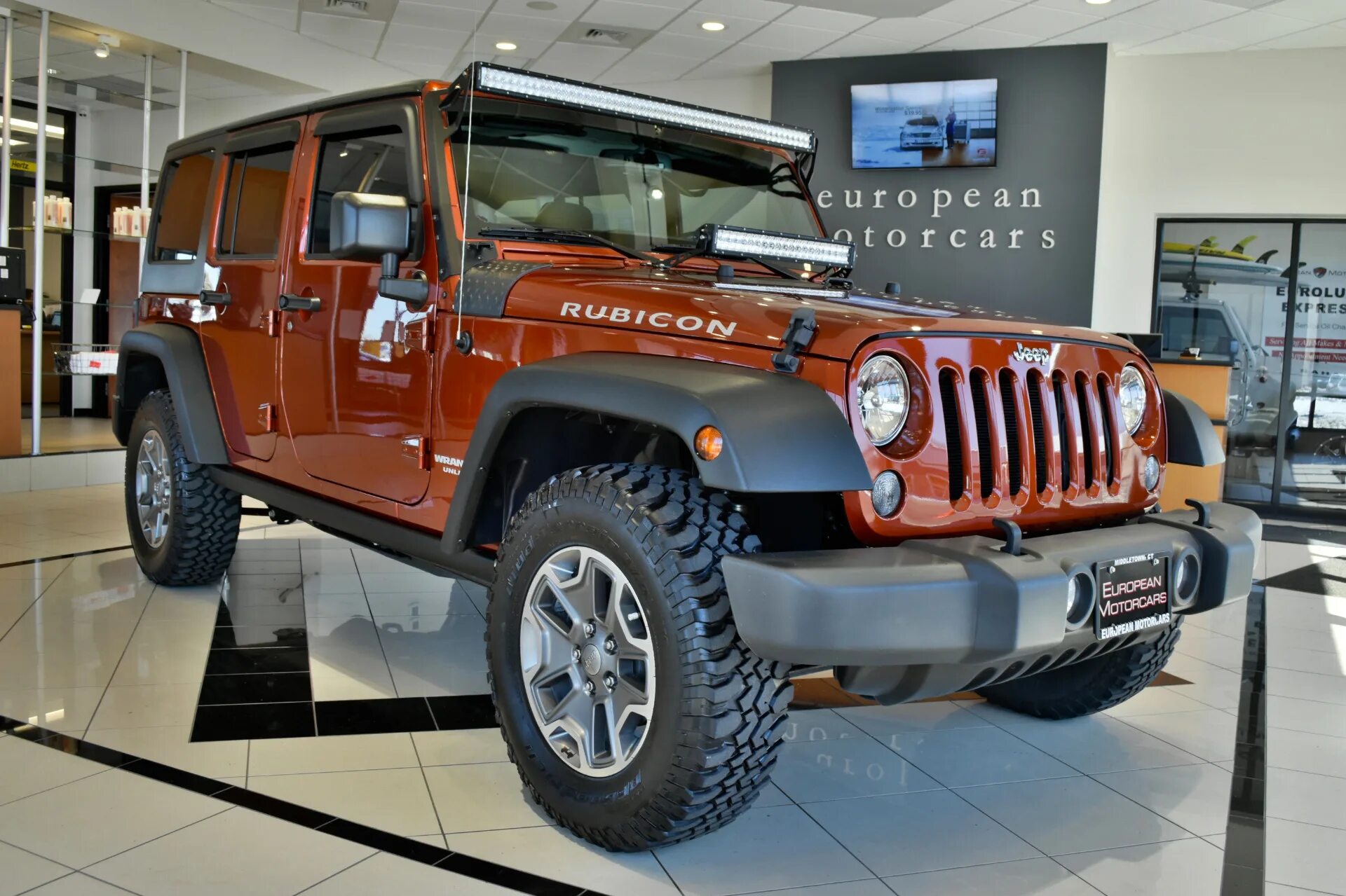 Новый джип Вранглер Рубикон. Jeep Wrangler Rubicon старый. Jeep Wrangler 2014. Вранглер Рубикон 2014.