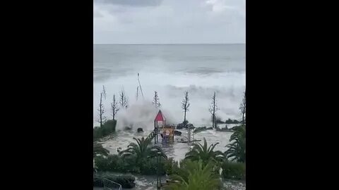 Видео шторма в сочи