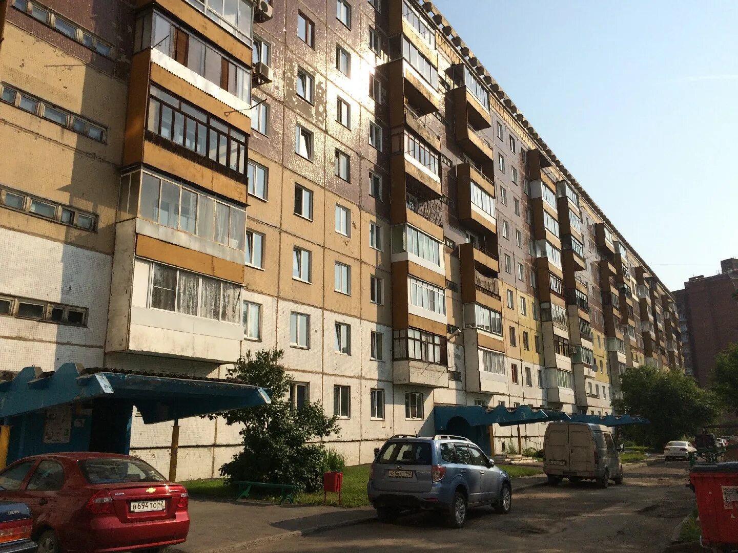 Октябрьский 82 череповец. Октябрьский 82. Октябрьский 82 квартиры. Череповец октябрьский проспект аэрофото. Октябрьский проспект 82 череповец.