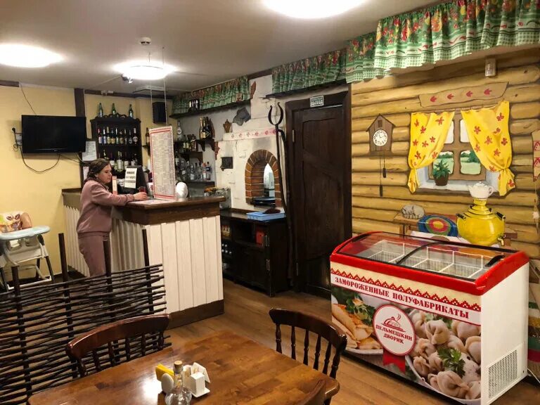 Пельмешкин дворик добрянка. Кафе пельмешкин дворик. Кафе пельмешкин дворик. Пельмешкин дворик нижний тагил. Ивановка пельмешкин дворик.