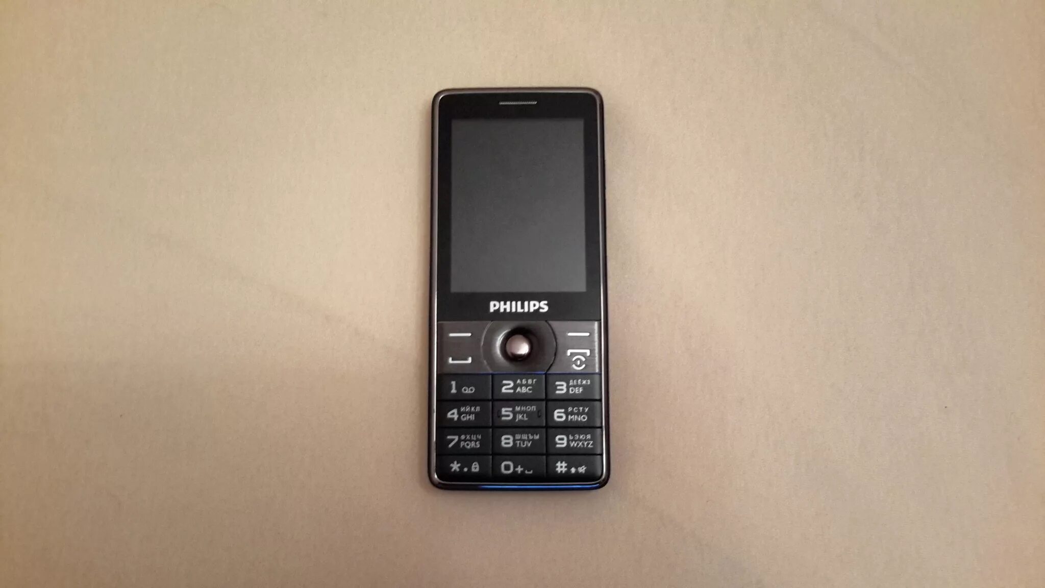 Philips Xenium e570. Philips 570 Xenium. Philips Xenium Philips e570. Philips Xenium e570 Dark Gray.