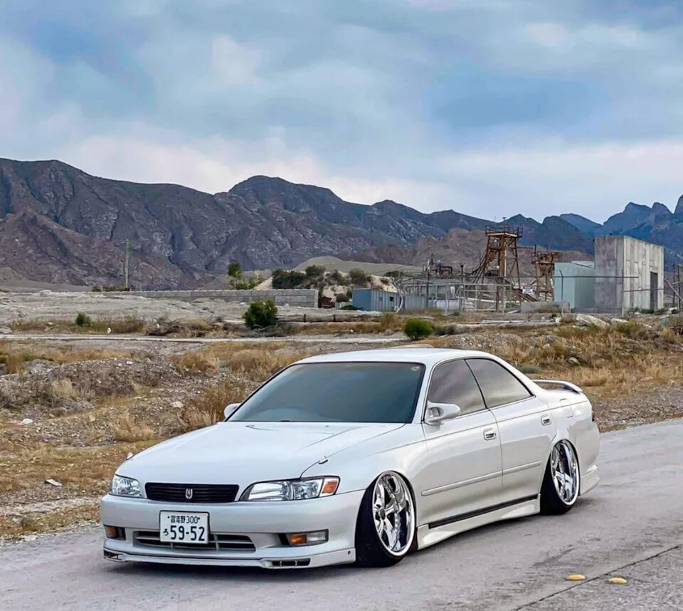 Mark 2 tourer. Toyota Mark 2 jzx90. Toyota Mark II 90.