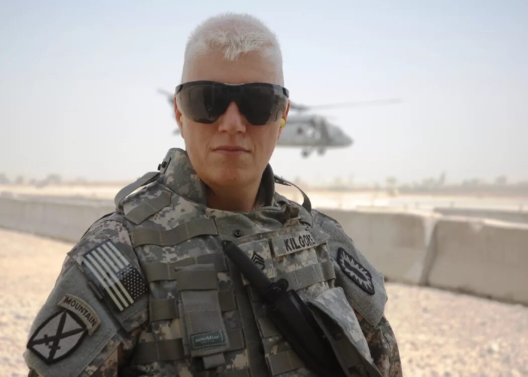 Военный священник капеллан капеллан. Collateral damage us army. Christian military chaplain. Полковник билл килгор. Military chaplain.