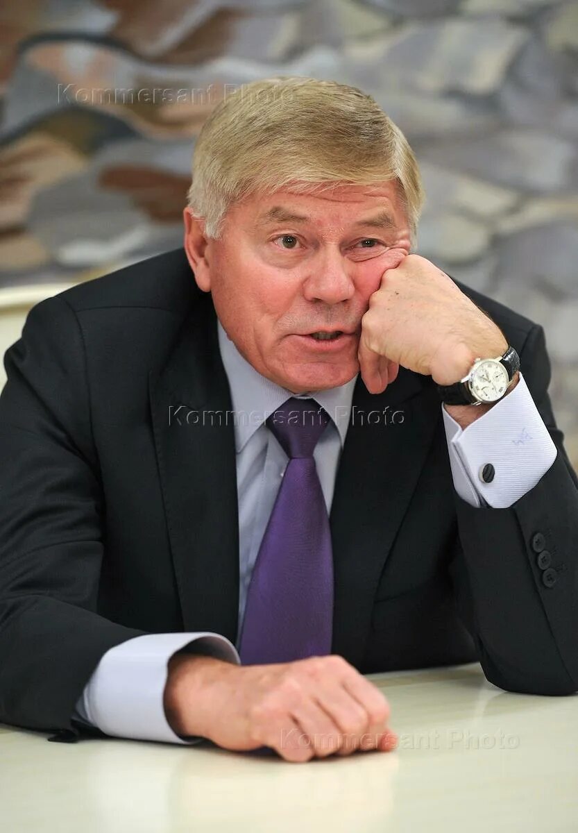 Лебедев председатель верховного суда биография личная жизнь