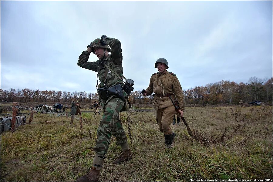 Пленный нужен. Пленение военнослужащих. Пленные украинские женщины военнослужащие. Пленный нужен. Пленный нужен.
