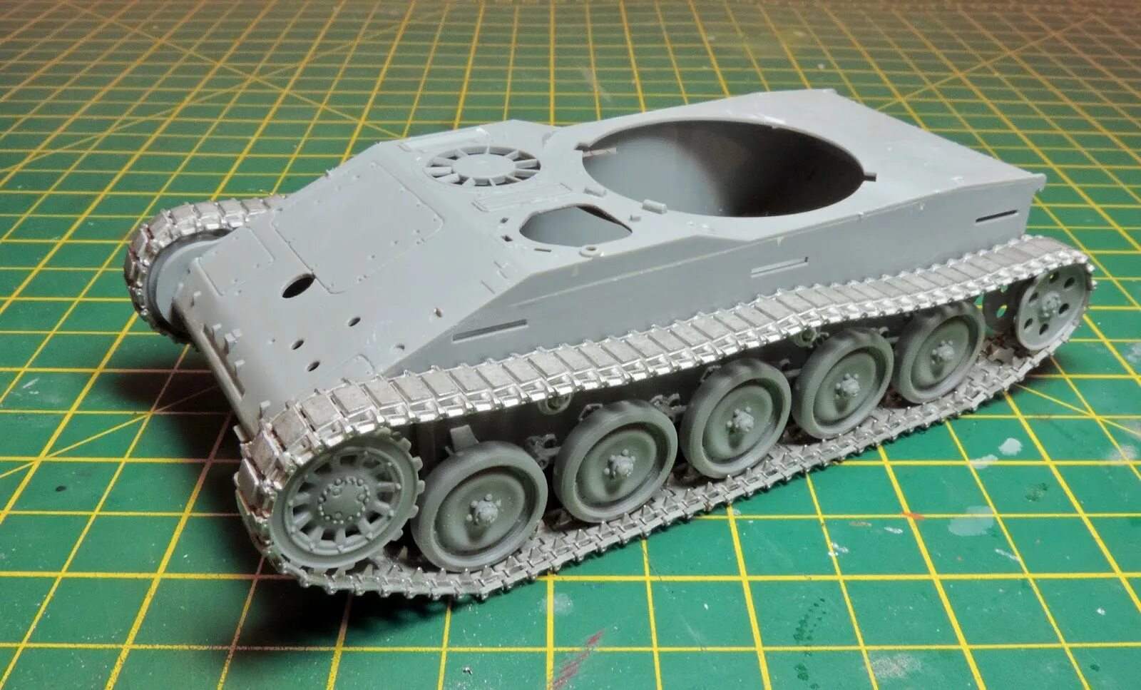 AMX 13/90 1/35. AMX 13 Scale model. Player models 1.16 5