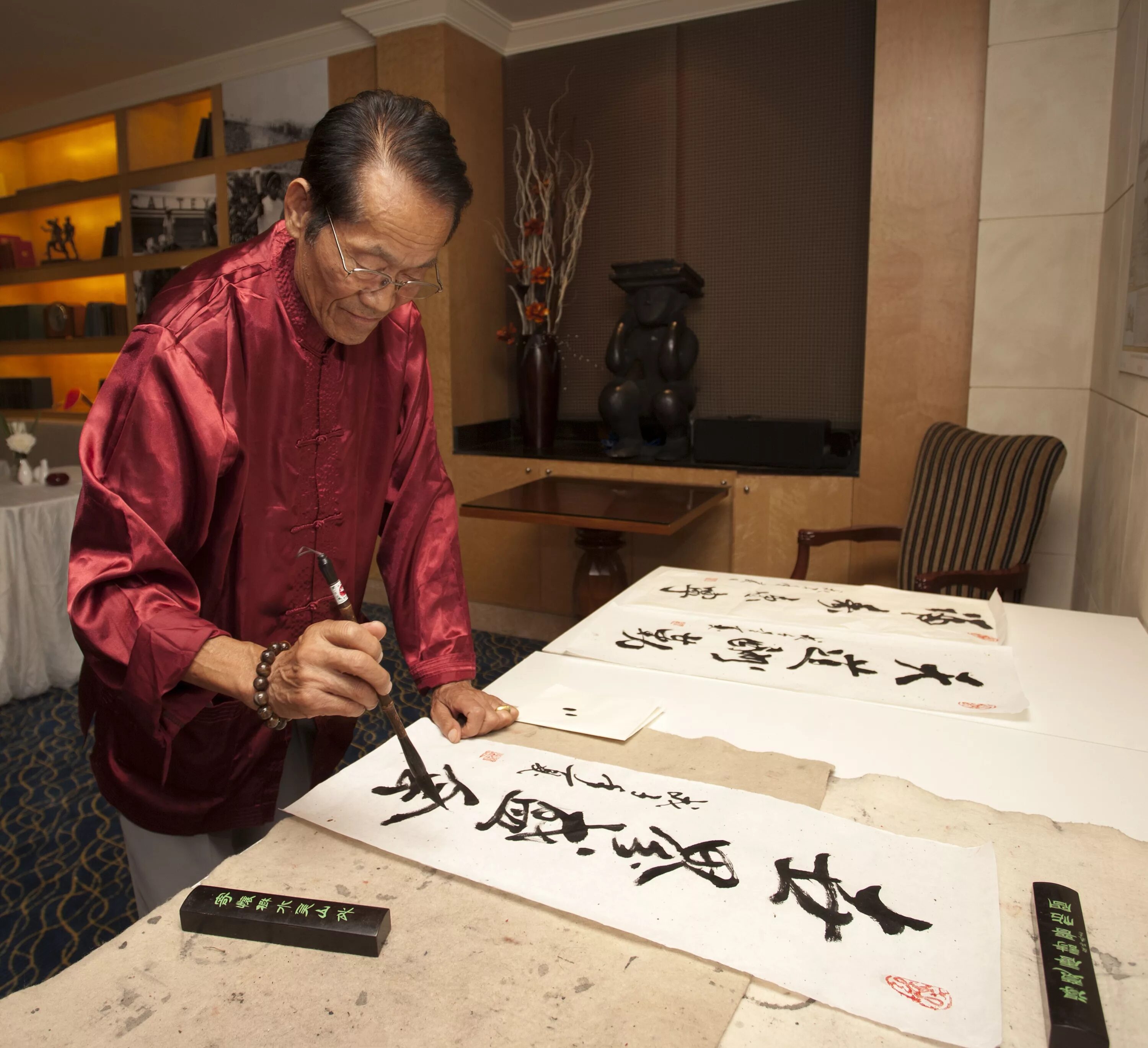 В китайском есть времена. Китайская каллиграфия. Искусство китайской каллиграфии. Японское искусство каллиграфии. Китайская культура каллиграфия.