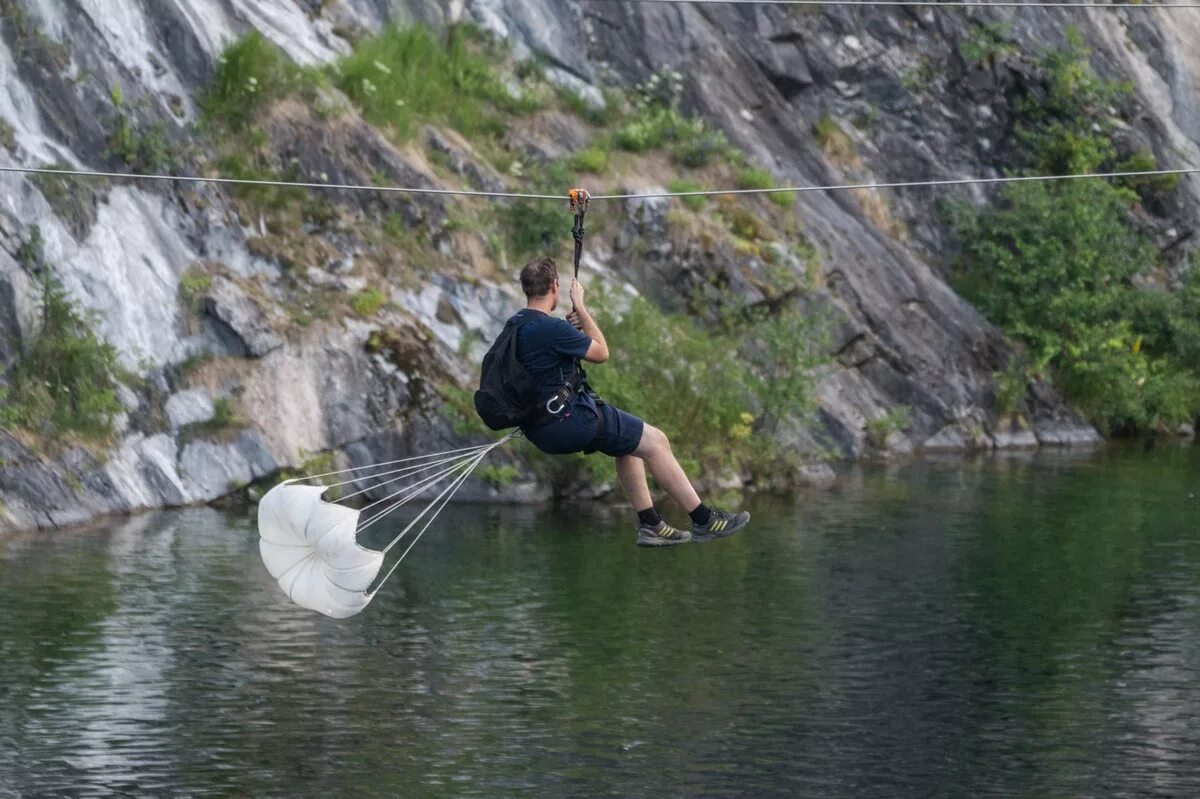 Лось и тролль сортавала меню. Кафе лось и тролль сортавала. Лось и тролль сортавала отель. Парк троллей карелия. Зиплайн рускеала.