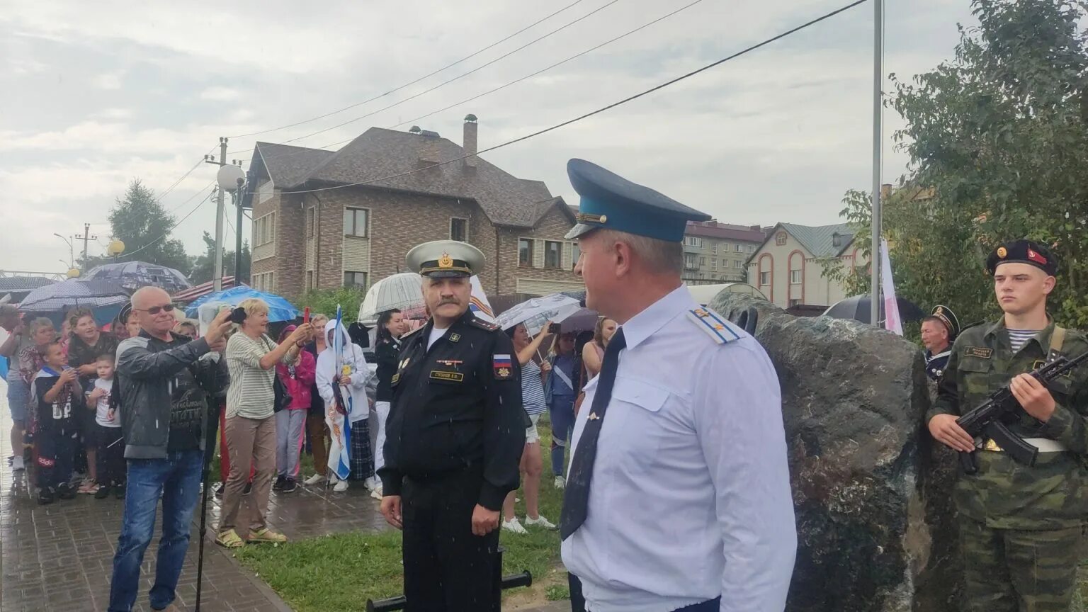 Новости камень на оби сегодня. ВДВ камень на Оби. День ВМФ 2018 камень-на-Оби. День ВМФ 2023 камень на Оби. День города камень на Оби 2023.