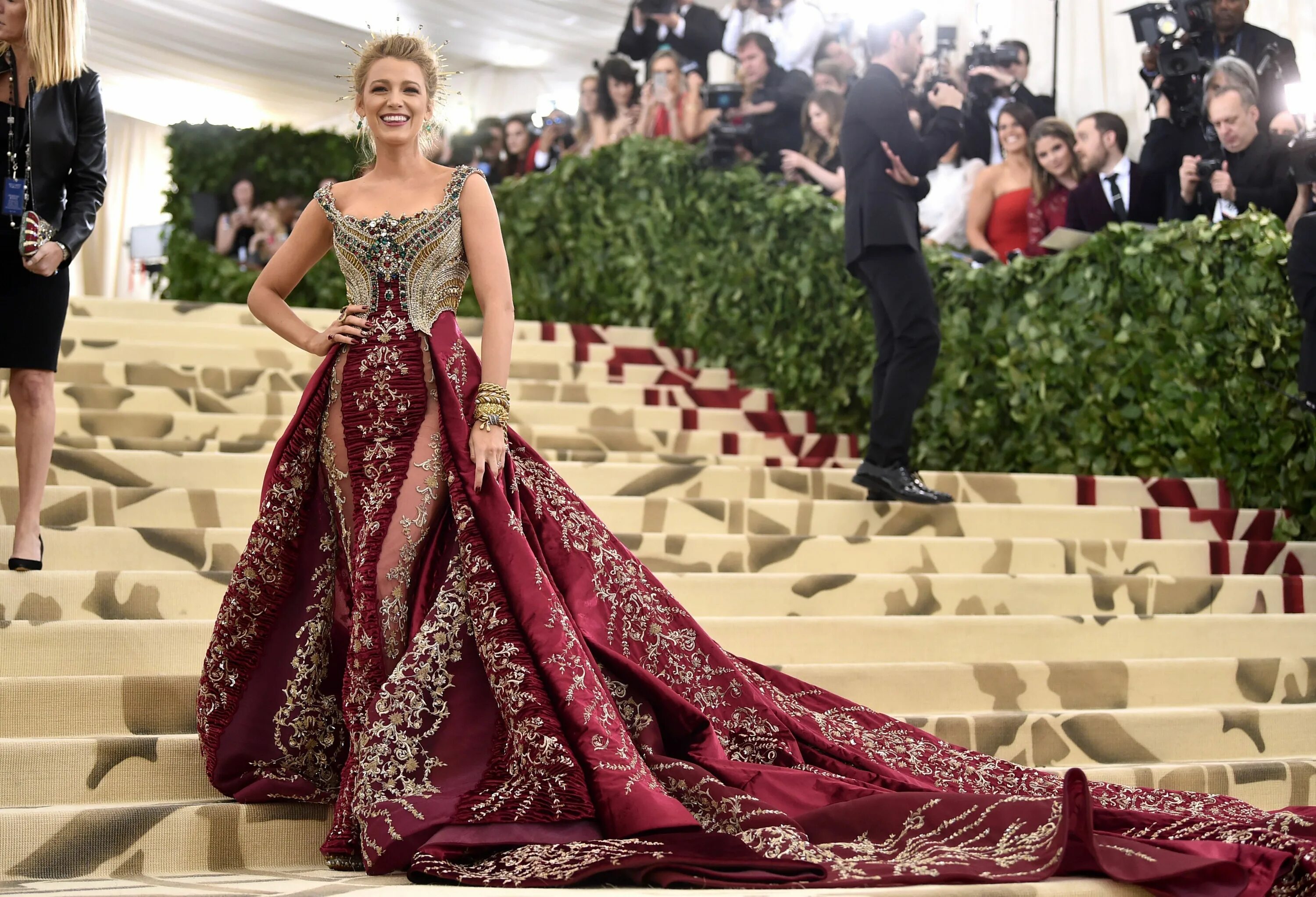 Блейк Лайвли met Gala. Блейк Лайвли Гала 2018. Блейк Лайвли мет Гала 2019. Met Gala 2023 Блейк Лайвли.