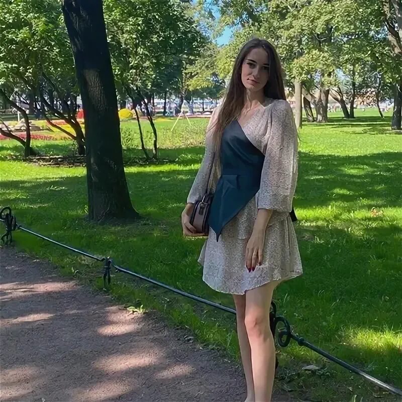 Машу из калуги. Машу из калуги. Маша мельник калуга. Чеканкова москва лена 46. Скромная девушка.