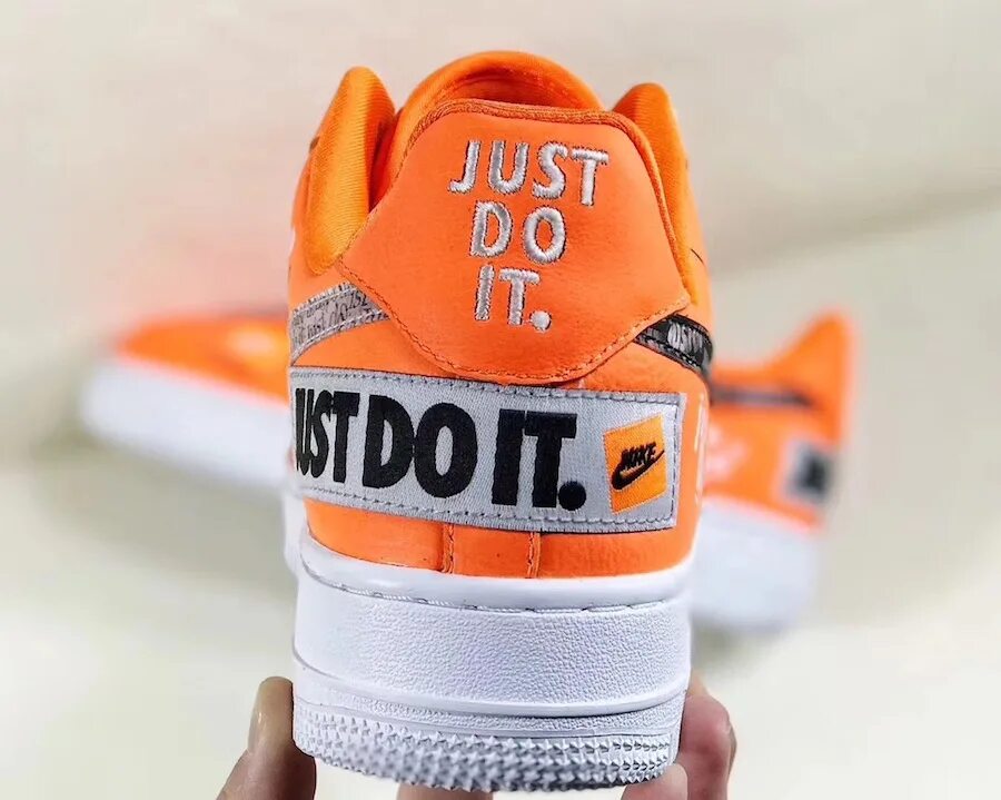 Найк just do it. Найк Джаст. Nike Air Force 1 Low just do it Orange. Найк just do. Nike just do it.