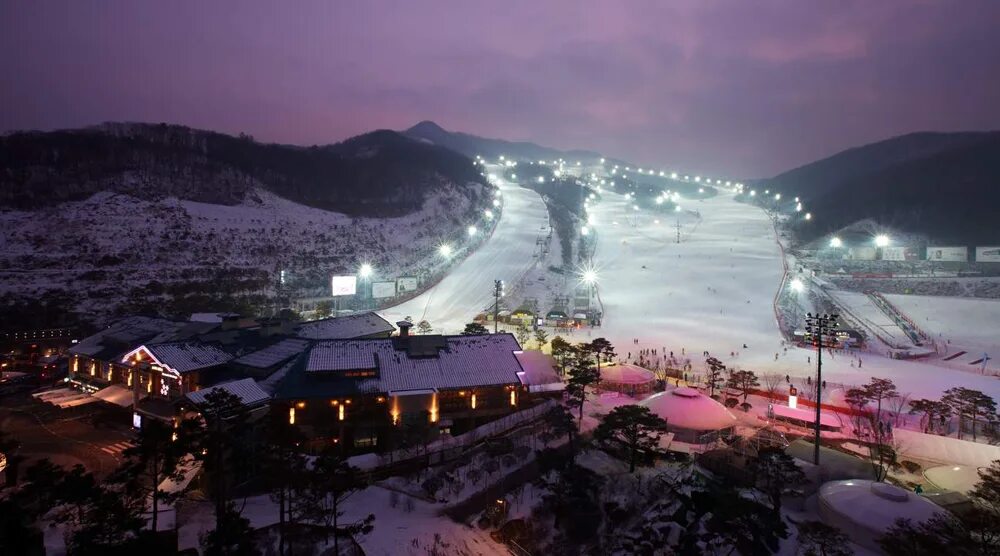 Северная корея горнолыжный курорт. Ёнпхён в Южной Корее. Горнолыжка Янцзы. Южная Корея горнолыжные курорты. Сеул горнолыжный.
